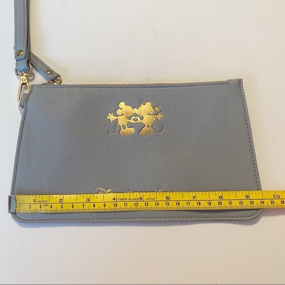Disney Pandora Mickey & Minnie Wristlet Clutch - Picture 9 of 11